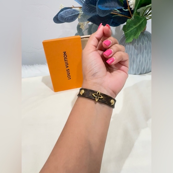 BUNDLE OF 2✨Louis Vuitton Minilin Wish Bracelet & Blooming Bracelet - Picture 8 of 16